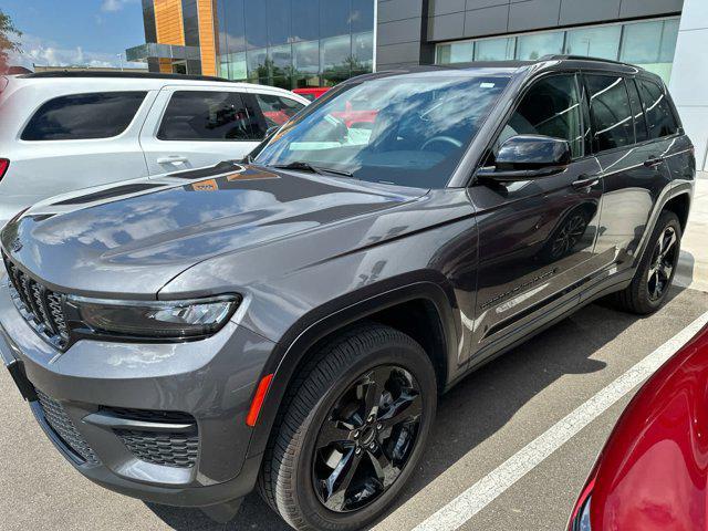 used 2023 Jeep Grand Cherokee car, priced at $29,770