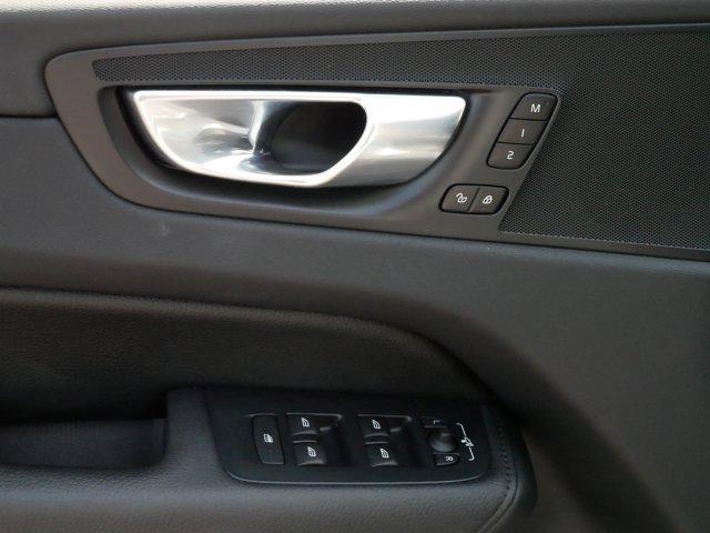 used 2022 Volvo XC60 car, priced at $29,888