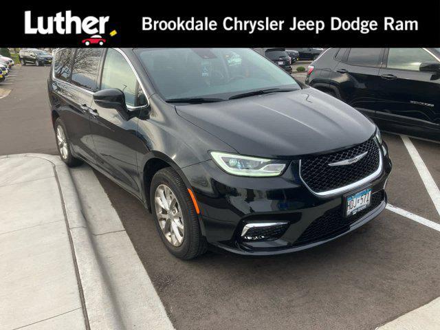 used 2021 Chrysler Pacifica car, priced at $35,500