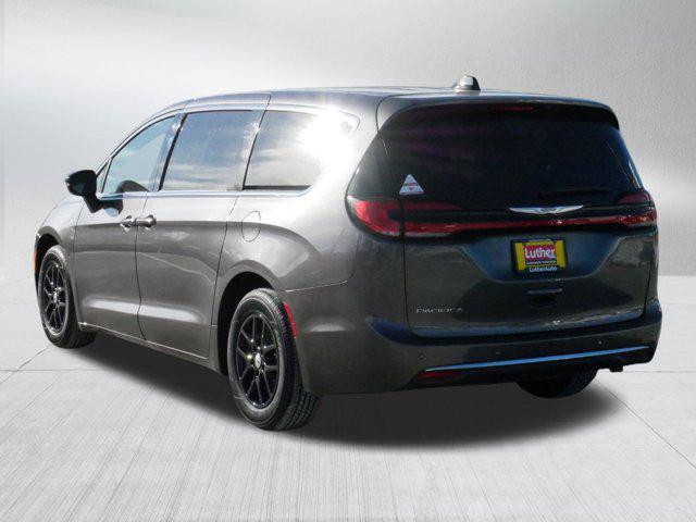 used 2023 Chrysler Pacifica car, priced at $26,400