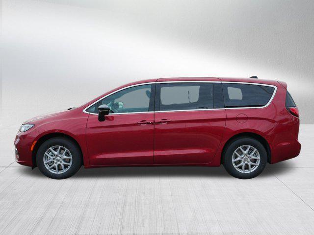 new 2025 Chrysler Pacifica car, priced at $38,999