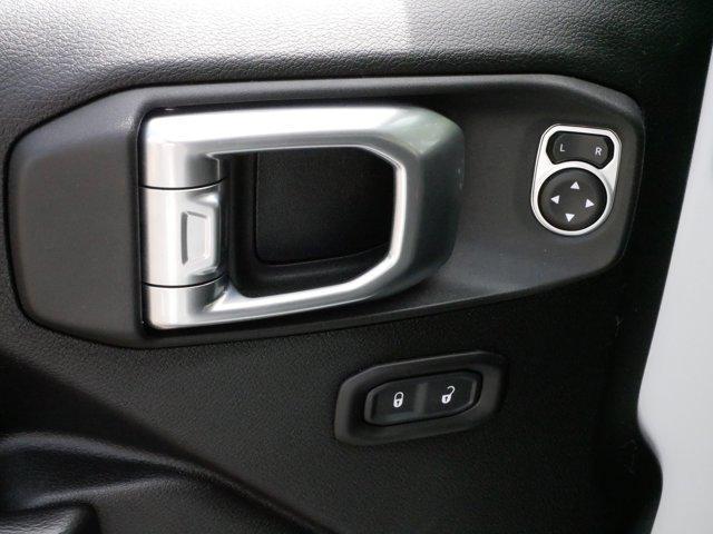 used 2020 Jeep Wrangler Unlimited car, priced at $27,998