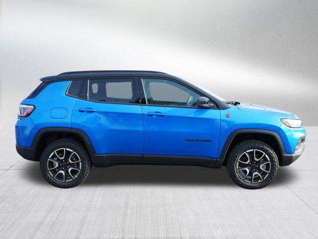 new 2025 Jeep Compass car, priced at $29,999