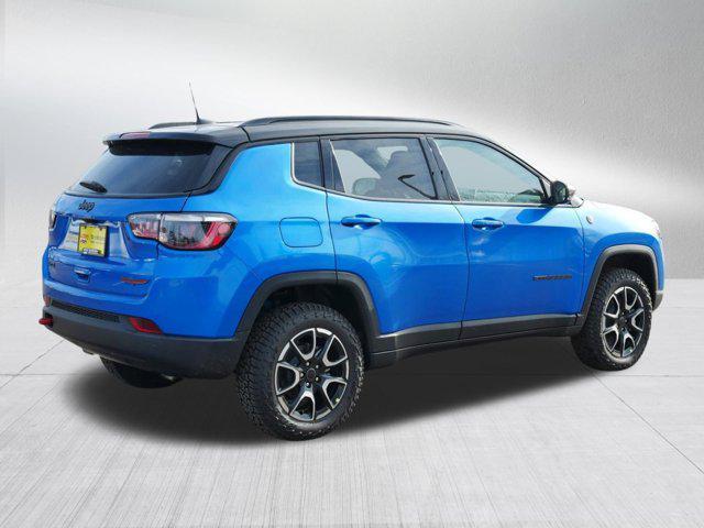 new 2025 Jeep Compass car, priced at $29,999