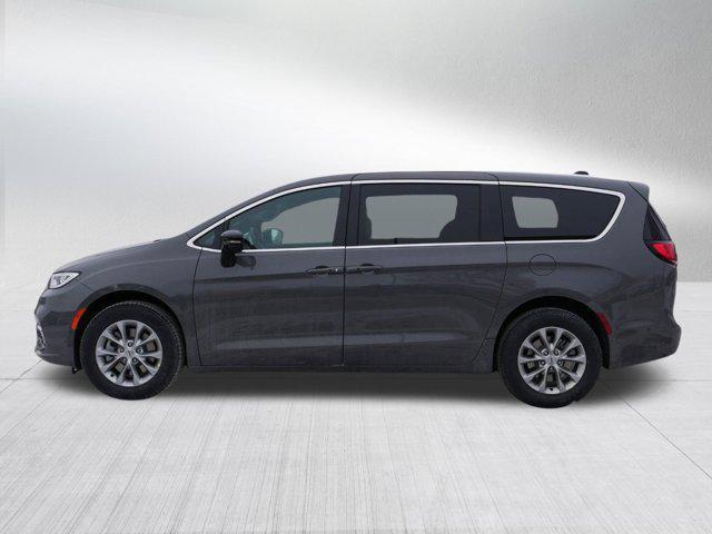 new 2025 Chrysler Pacifica car, priced at $41,999