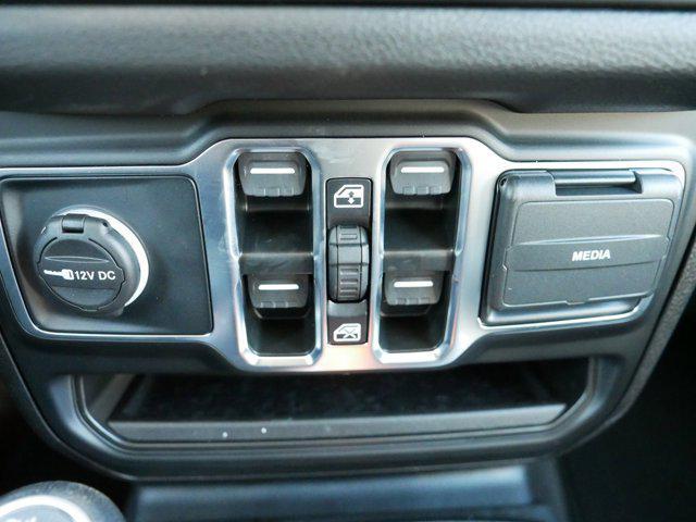 new 2025 Jeep Wrangler car, priced at $45,270