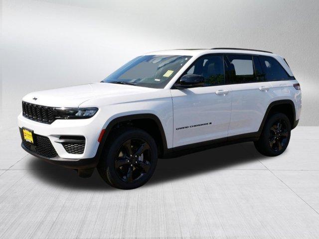 new 2024 Jeep Grand Cherokee car, priced at $41,808