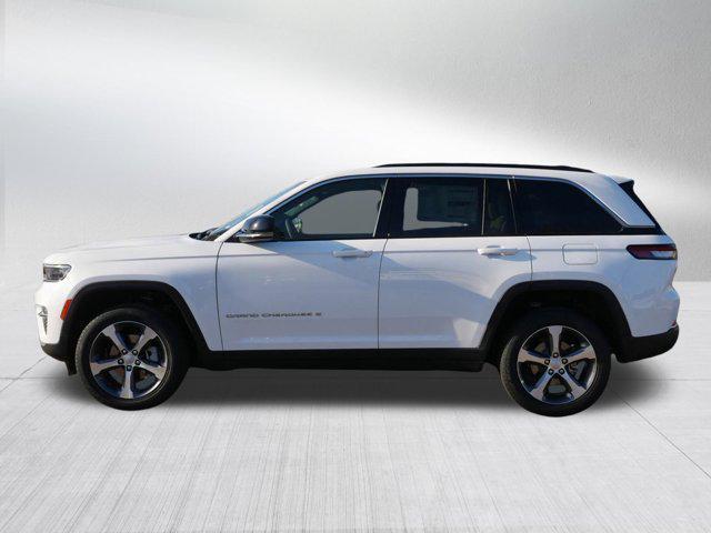 new 2025 Jeep Grand Cherokee car, priced at $47,342