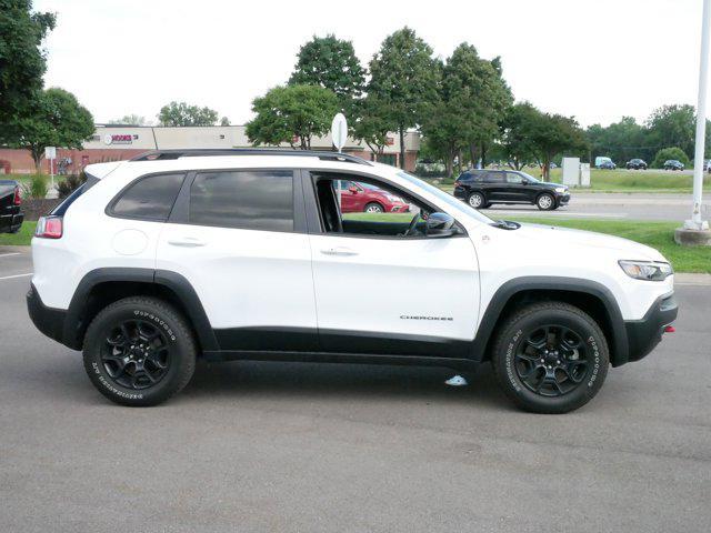 used 2022 Jeep Cherokee car, priced at $27,005