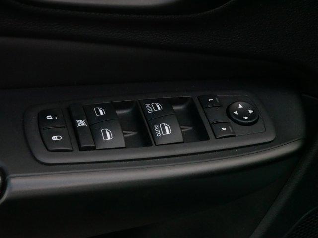 used 2022 Jeep Cherokee car, priced at $27,005