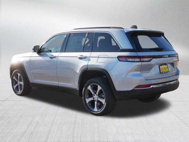 new 2025 Jeep Grand Cherokee car, priced at $45,850