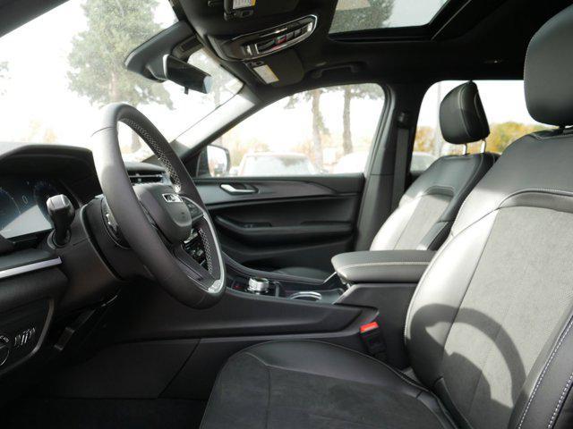 new 2025 Jeep Grand Cherokee L car, priced at $43,114