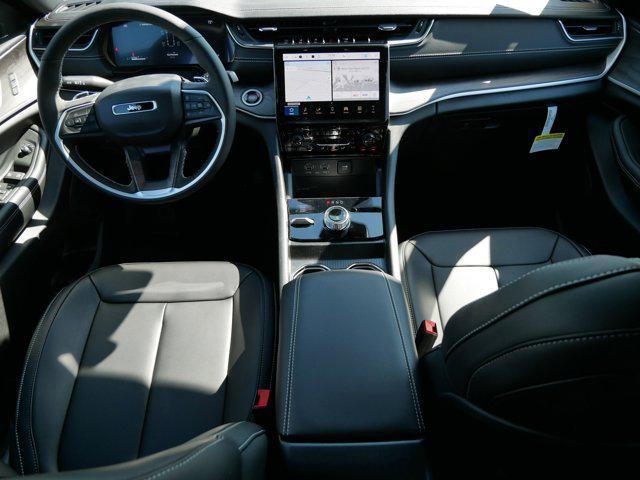 new 2025 Jeep Grand Cherokee L car, priced at $45,712