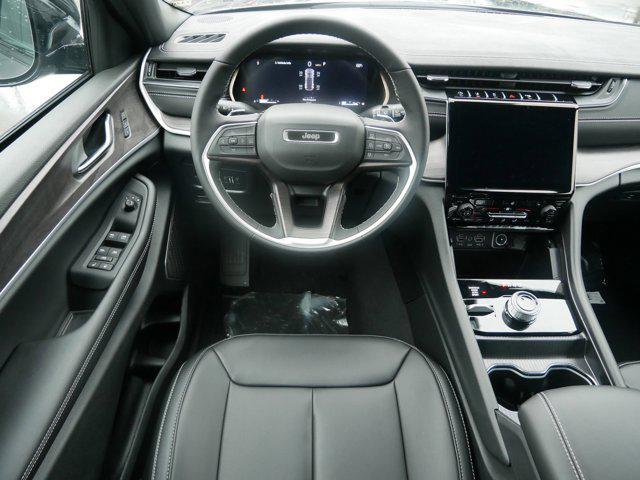 new 2025 Jeep Grand Cherokee car, priced at $49,862