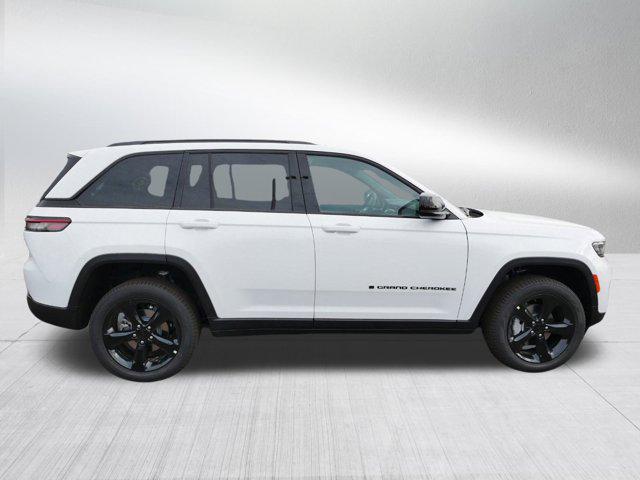 new 2025 Jeep Grand Cherokee car, priced at $47,499
