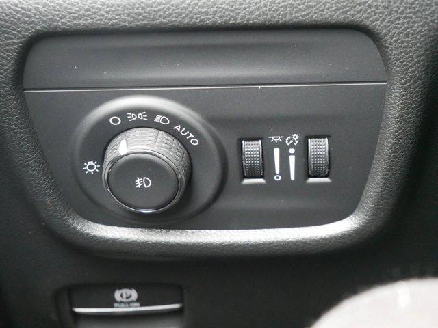 new 2025 Jeep Grand Cherokee car, priced at $47,499