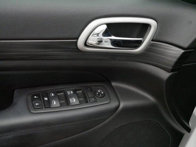 used 2022 Jeep Grand Cherokee car, priced at $30,988