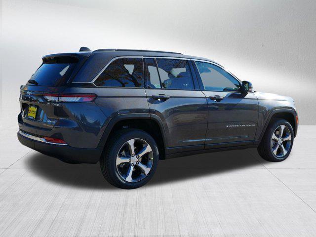 new 2025 Jeep Grand Cherokee car, priced at $52,272