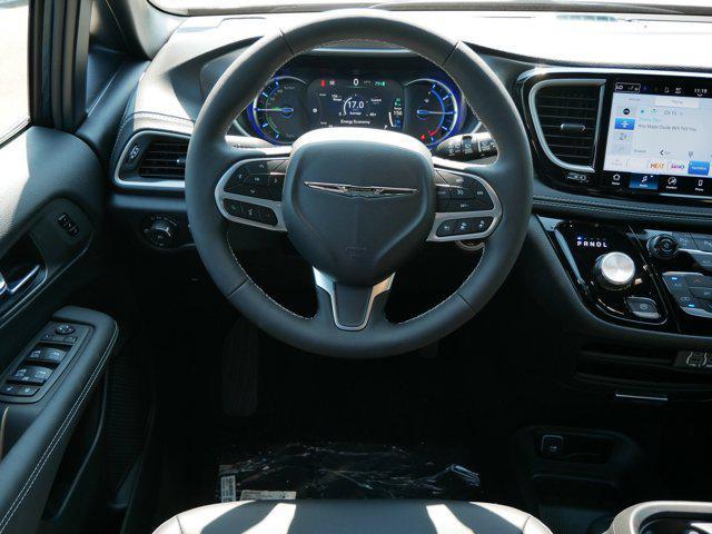 new 2025 Chrysler Pacifica Hybrid car, priced at $37,261