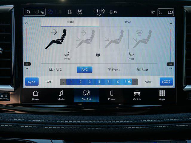 new 2025 Chrysler Pacifica Hybrid car, priced at $37,261