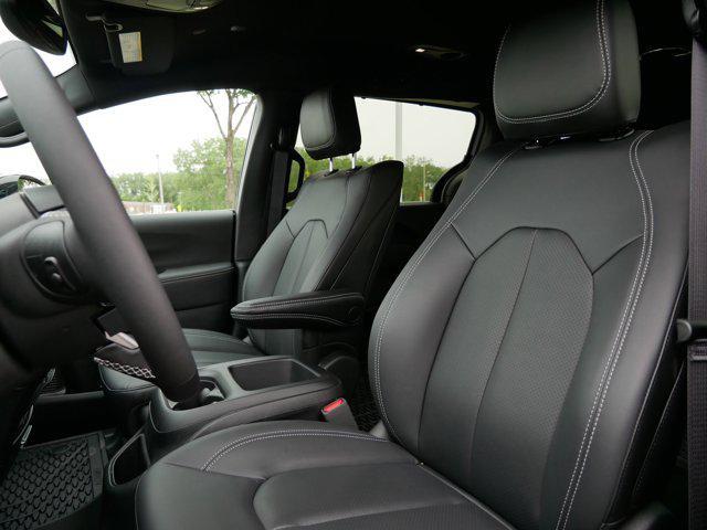 new 2025 Chrysler Pacifica car, priced at $50,809