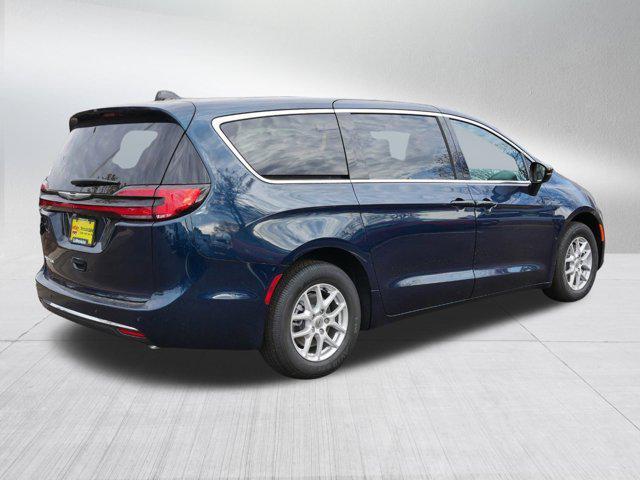 new 2025 Chrysler Pacifica car, priced at $40,722