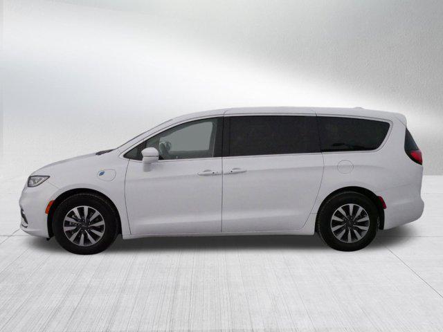 used 2022 Chrysler Pacifica Hybrid car, priced at $23,999