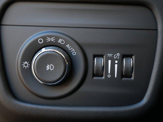 new 2025 Jeep Grand Cherokee car, priced at $61,425