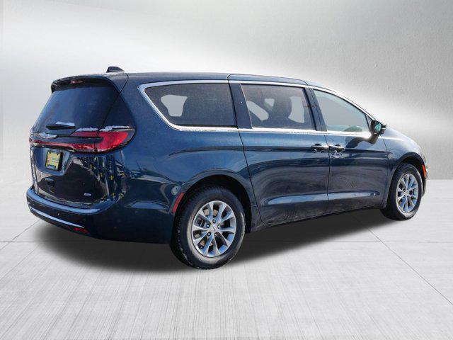 new 2025 Chrysler Pacifica car, priced at $41,999