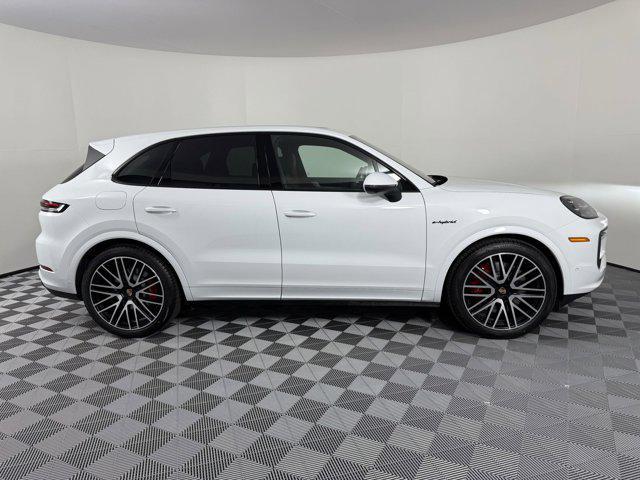 new 2025 Porsche Cayenne car, priced at $136,035