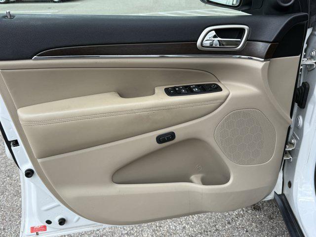 used 2017 Jeep Grand Cherokee car, priced at $19,999