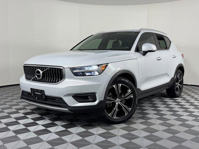 used 2020 Volvo XC40 car, priced at $23,298