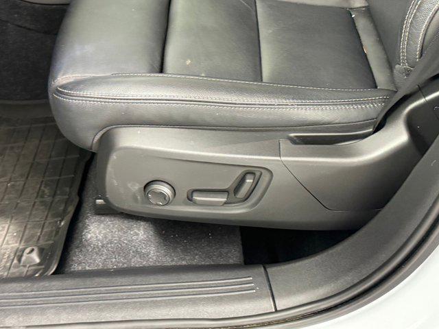 used 2020 Volvo XC40 car, priced at $23,298