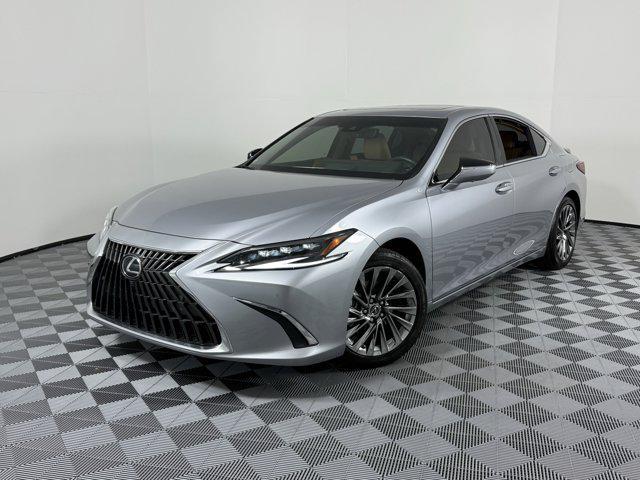 used 2025 Lexus ES 300h car, priced at $50,999