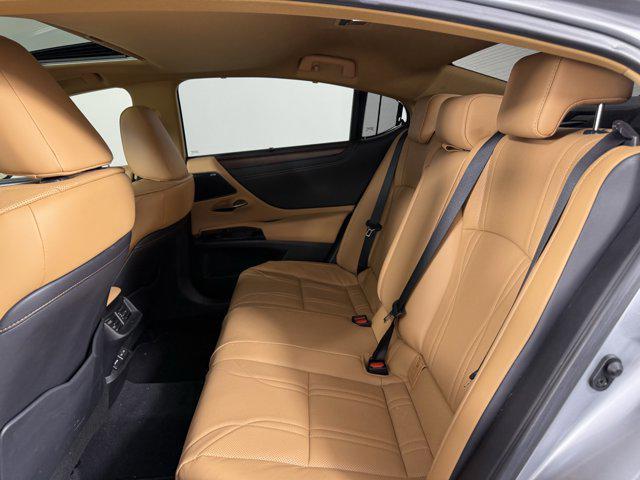 used 2025 Lexus ES 300h car, priced at $50,999