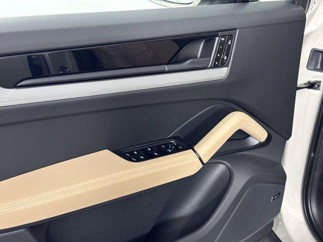 new 2025 Porsche Cayenne car, priced at $109,055
