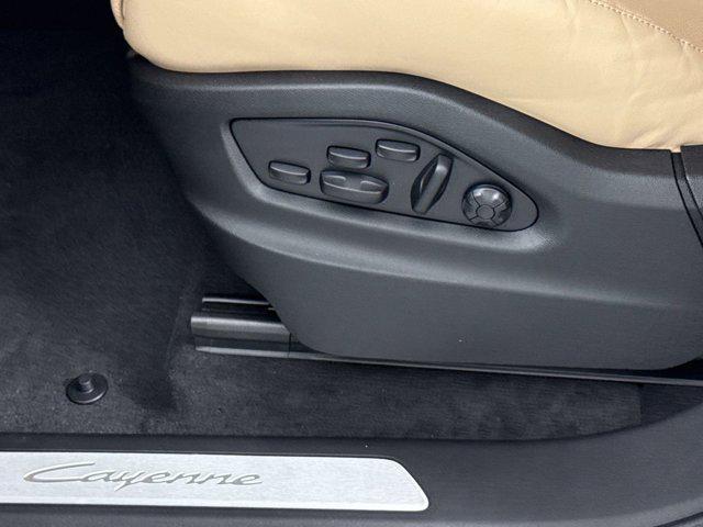 new 2025 Porsche Cayenne car, priced at $109,055