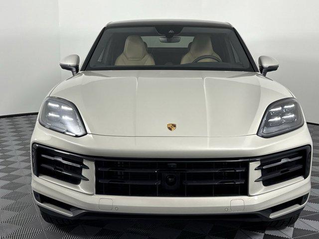 new 2025 Porsche Cayenne car, priced at $109,055