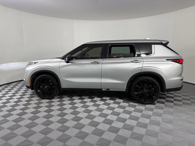used 2022 Mitsubishi Outlander car, priced at $21,999