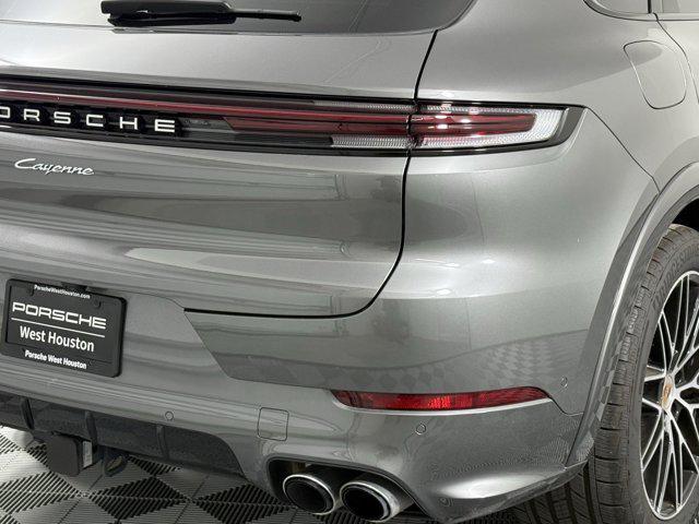 used 2025 Porsche Cayenne car, priced at $99,565