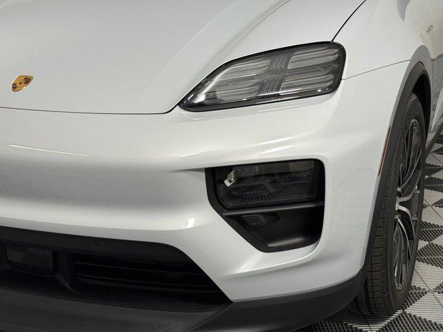 new 2025 Porsche Macan car, priced at $99,805