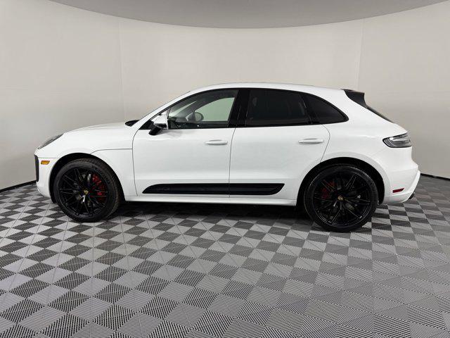 new 2026 Porsche Macan car, priced at $118,400