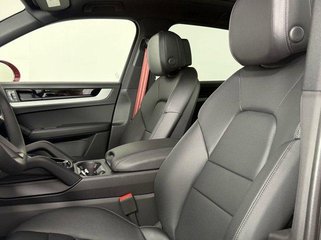new 2025 Porsche Cayenne car, priced at $112,905