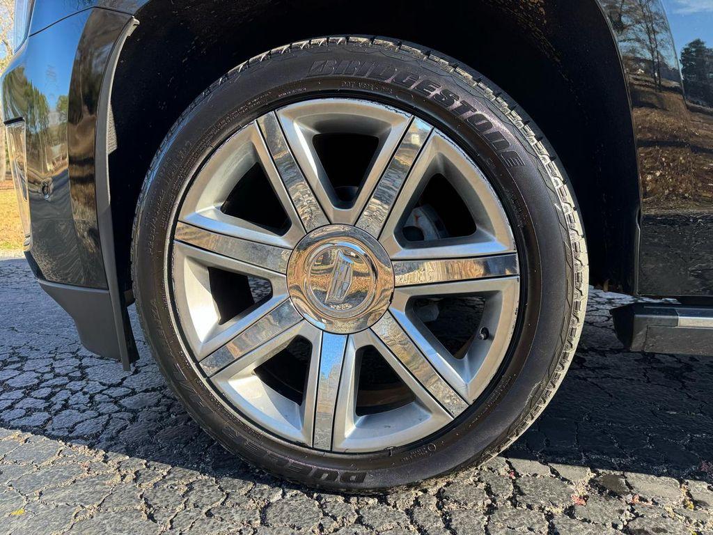 used 2019 Cadillac Escalade ESV car, priced at $31,977