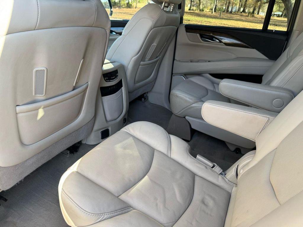 used 2019 Cadillac Escalade ESV car, priced at $31,977