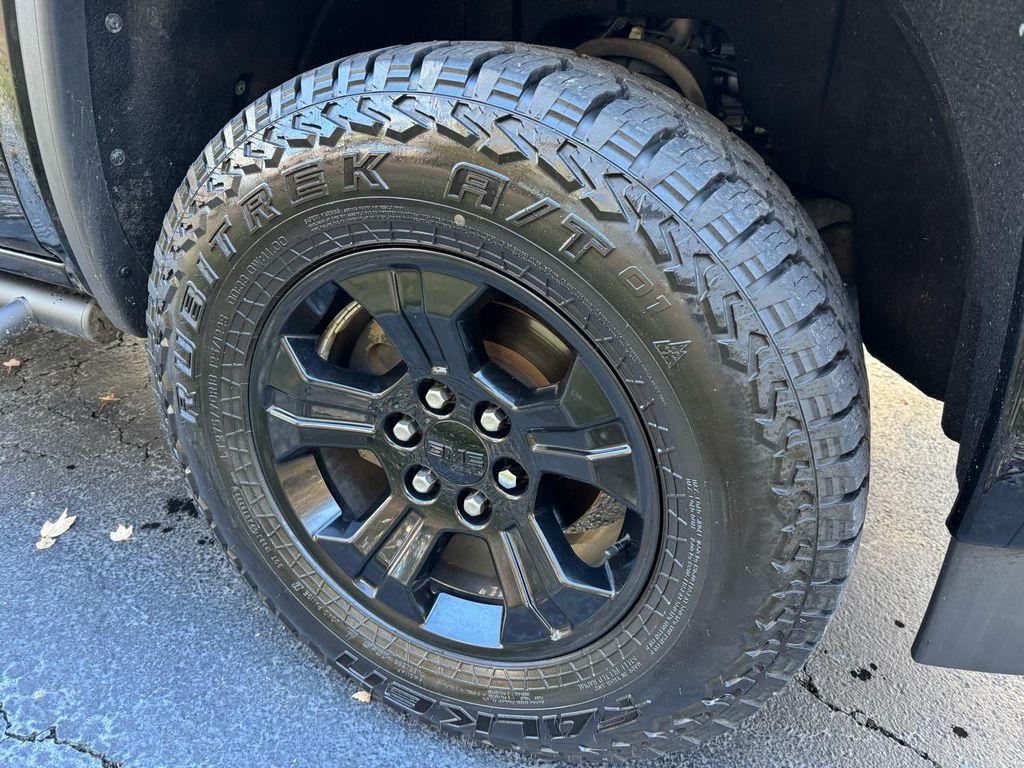 used 2017 GMC Sierra 1500 car, priced at $35,577