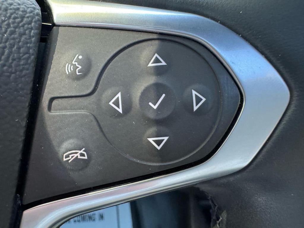 used 2023 Chevrolet Traverse car, priced at $34,577