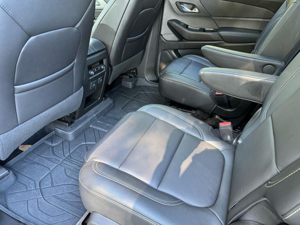 used 2023 Chevrolet Traverse car, priced at $34,577