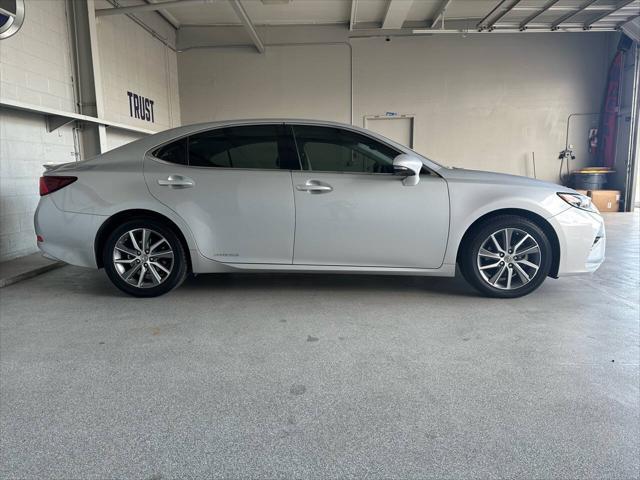 used 2016 Lexus ES 300h car, priced at $20,998