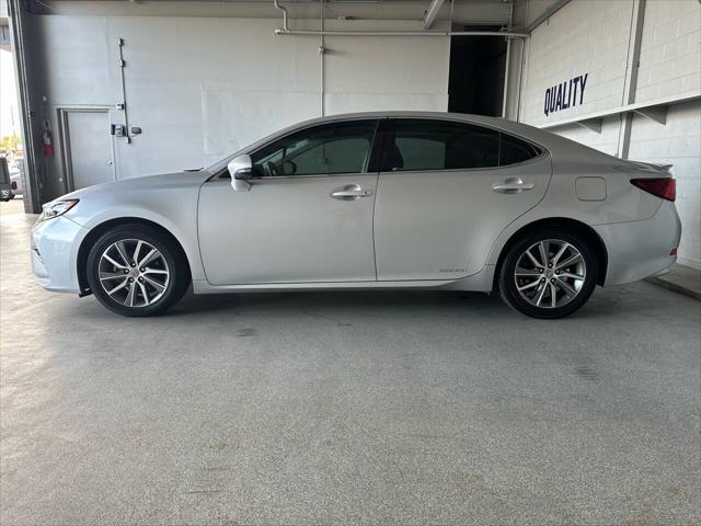 used 2016 Lexus ES 300h car, priced at $20,998